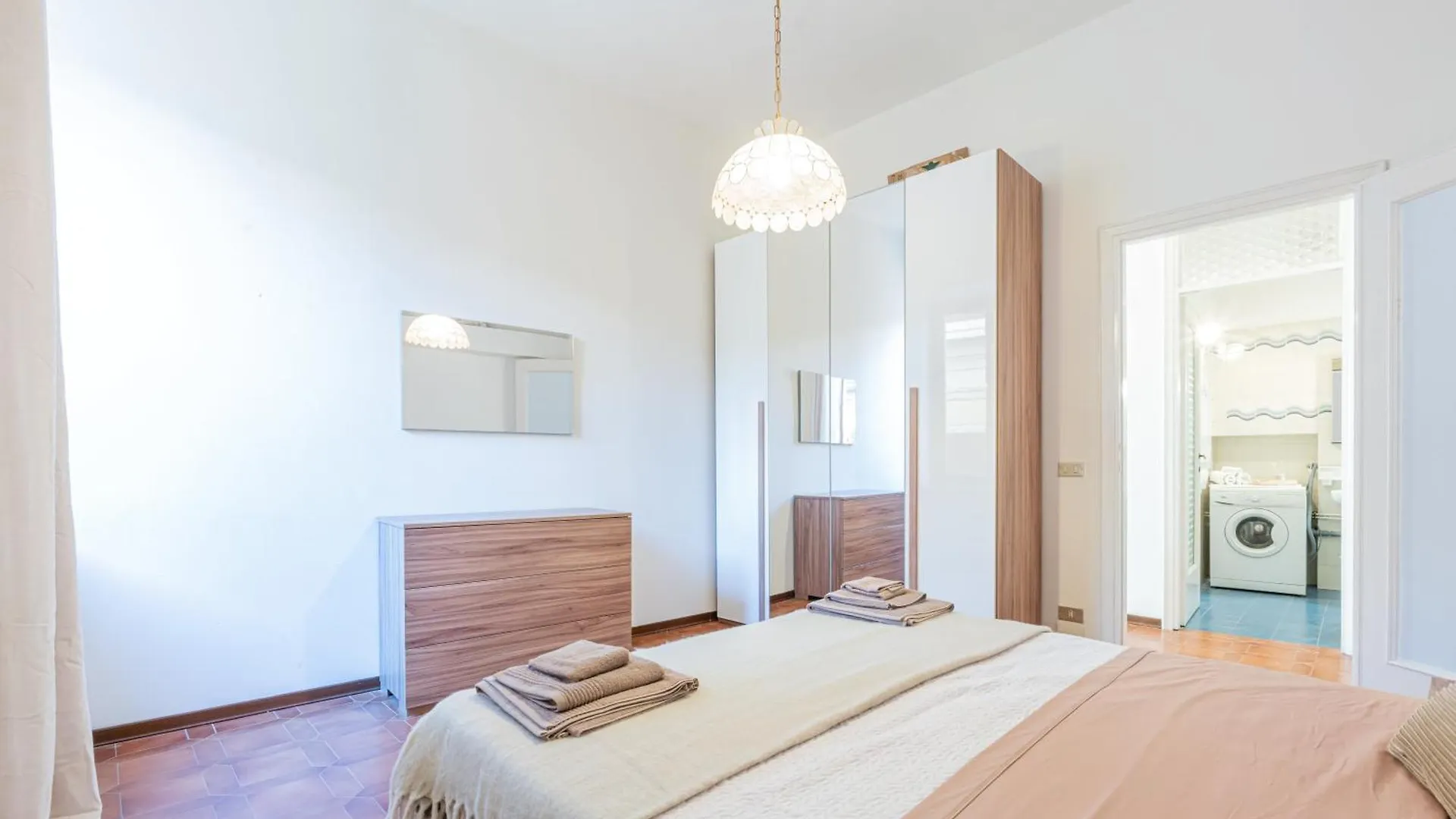 Centro Storico & Lago Nascondiglio A Desenzano Apartment Desenzano del Garda Italy
